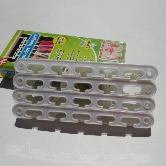 Wonder Hanger Closet Organizer 8 Pack As Seen on TV For Clothes/Purses/Belts - Picture 8 of 9